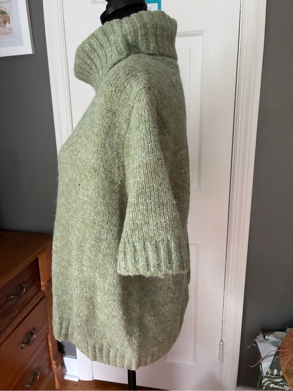 Abercrombie & Fitch Sage Green Short-Sleeve Turtleneck Sweater